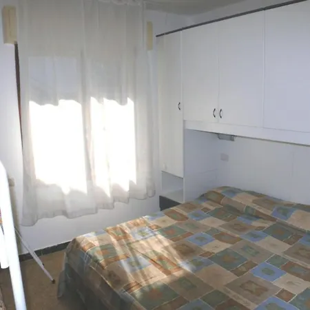 Lovely In A Quiet Area With Parking Appartement *